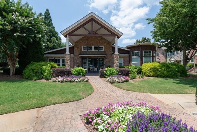 Building Photo - 1441 Ashford Creek Cir NE