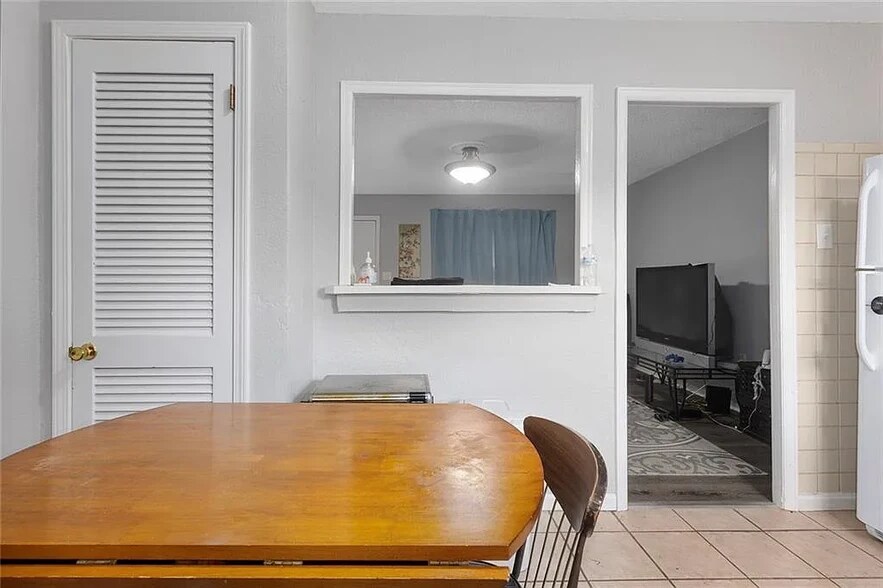 Kitchen - 1825 N 47th St