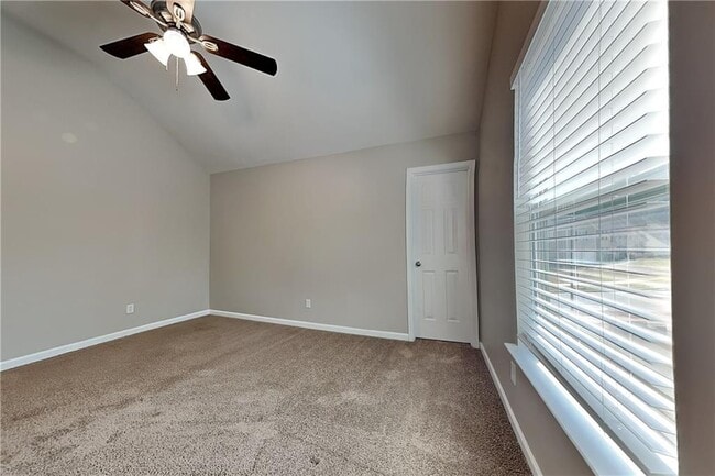 Building Photo - 4341 Ash Tree St SW