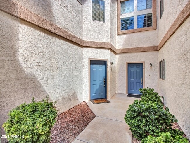 Building Photo - 2801 N Litchfield Rd