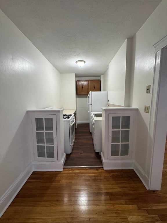 Building Photo - 97 Chester St