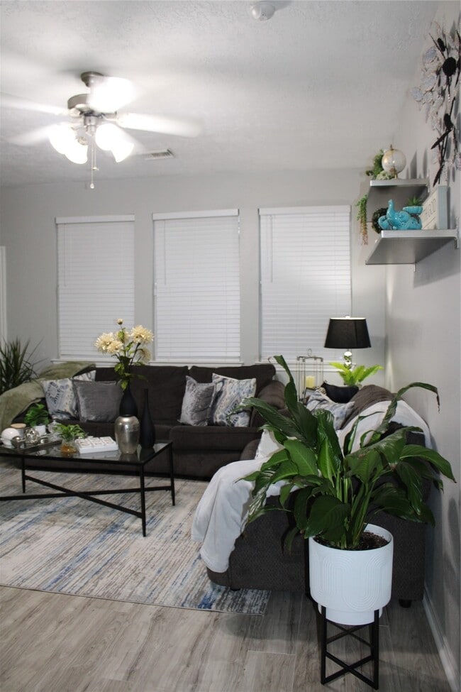 Building Photo - 6110 Langham Mist Ln