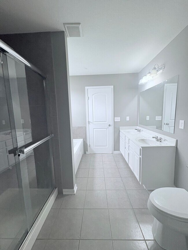 Building Photo - Stunning 3-bedroom, 3.5-bathroom home in Reynoldsburg