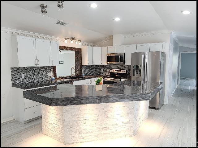 Building Photo - 22700 Wyldwood Dr
