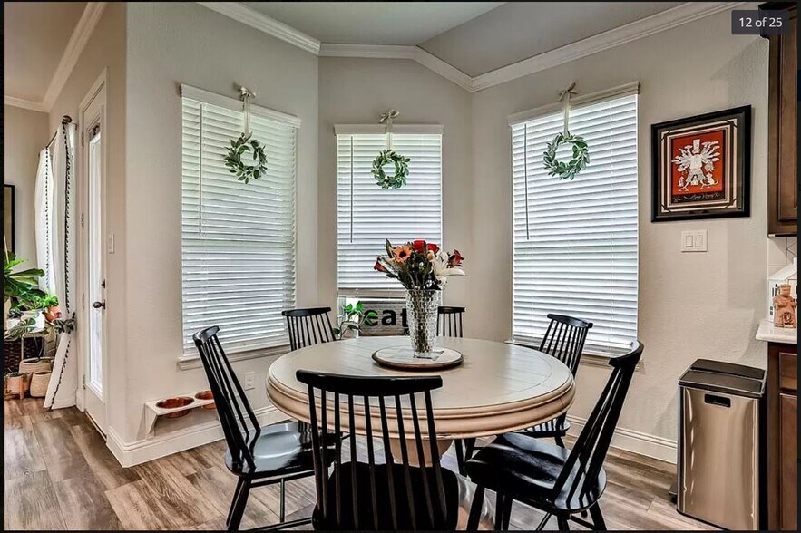 Dining - 808 Parkside Dr
