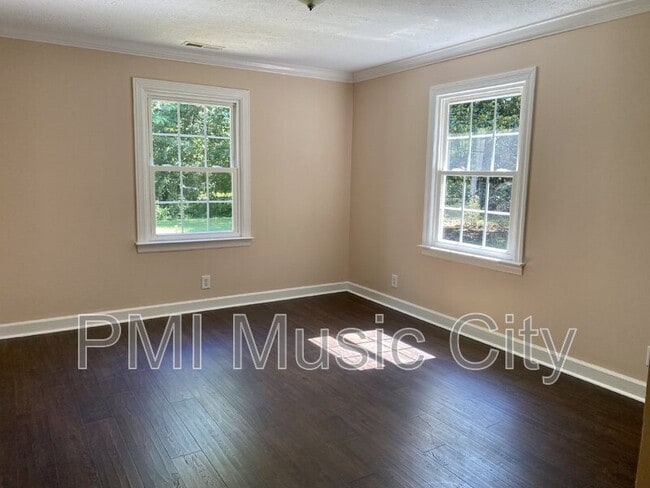 Building Photo - 5154 Pond Creek Rd