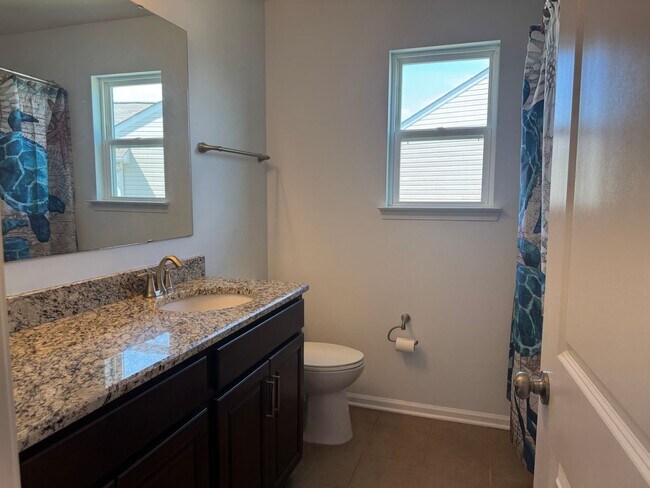 Building Photo - Five Bedroom Home in The Villages of Denver