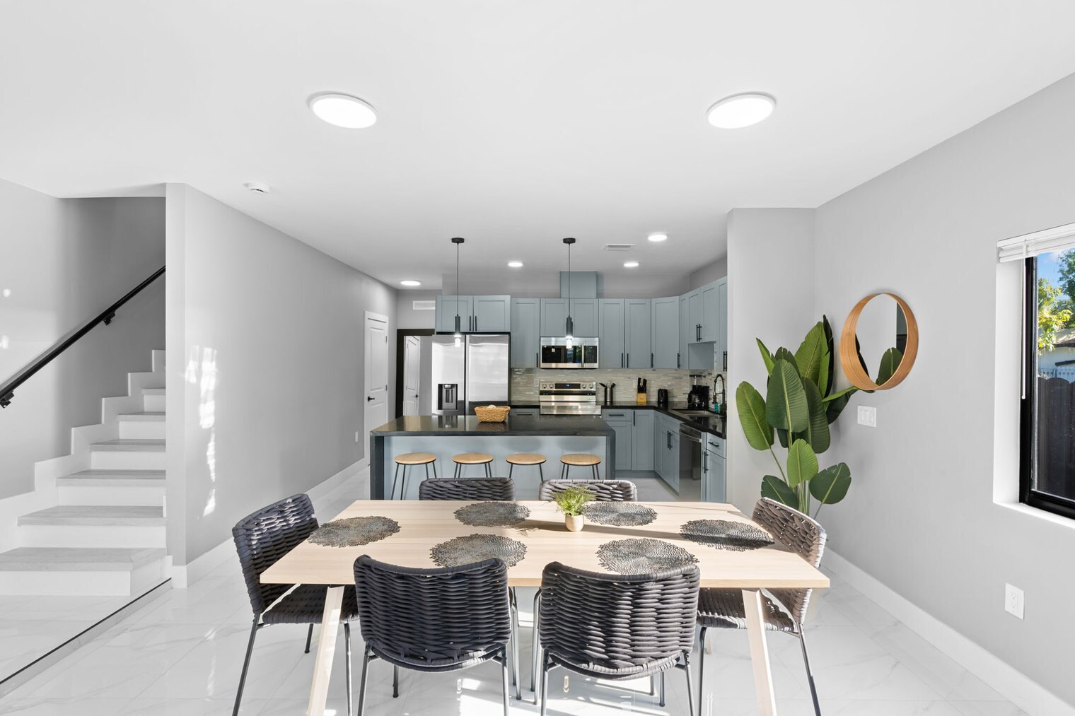 Building Photo - 1784 NW 31st St