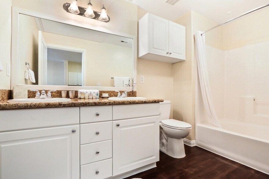 Building Photo - 9065 Sydney Ct