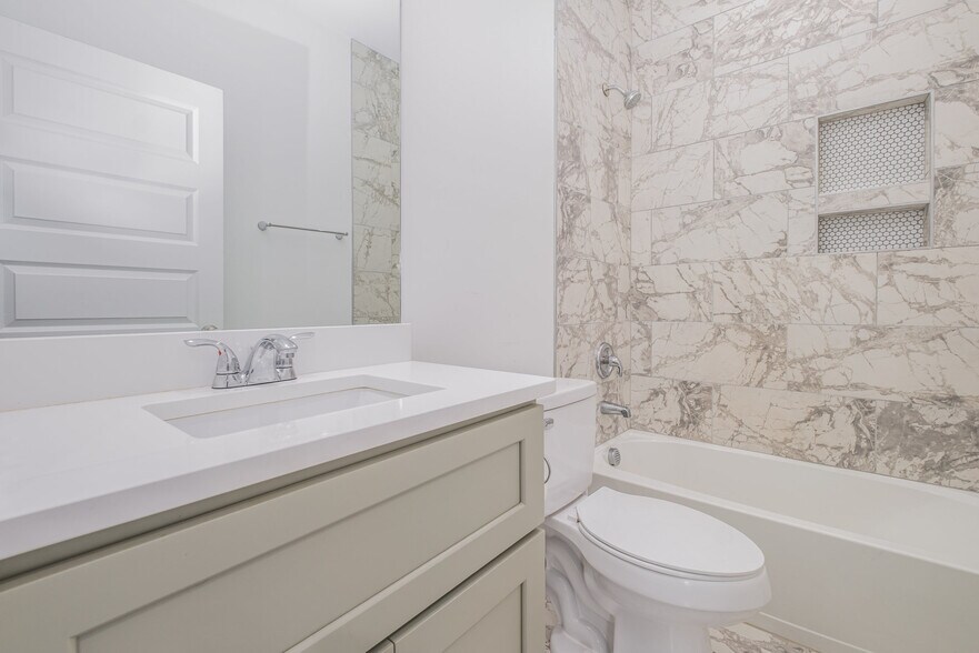 Building Photo - 4341 Goins Rd