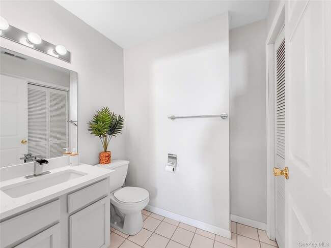 Building Photo - 50 Lois Ln