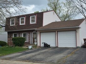 Building Photo - 1628 Sheffield Dr