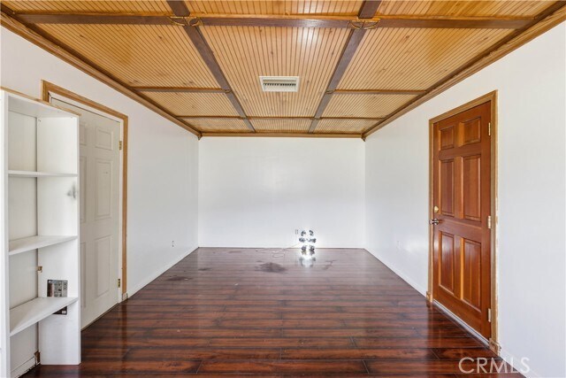 Building Photo - 3920 El Camino Dr