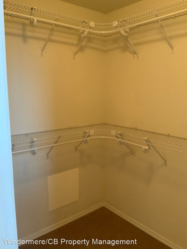 Building Photo - 3 br, 3 bath House - 89 1st Circle