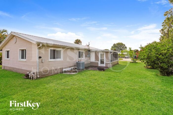 Building Photo - 1034 Hermosa Dr