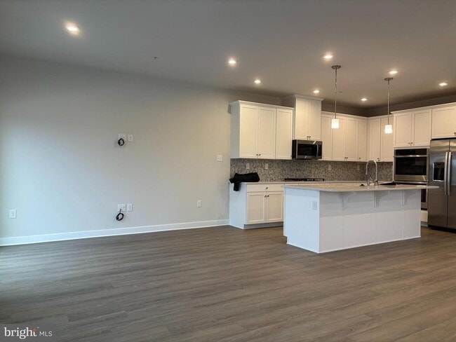 Building Photo - 2646 Tisbury Ln