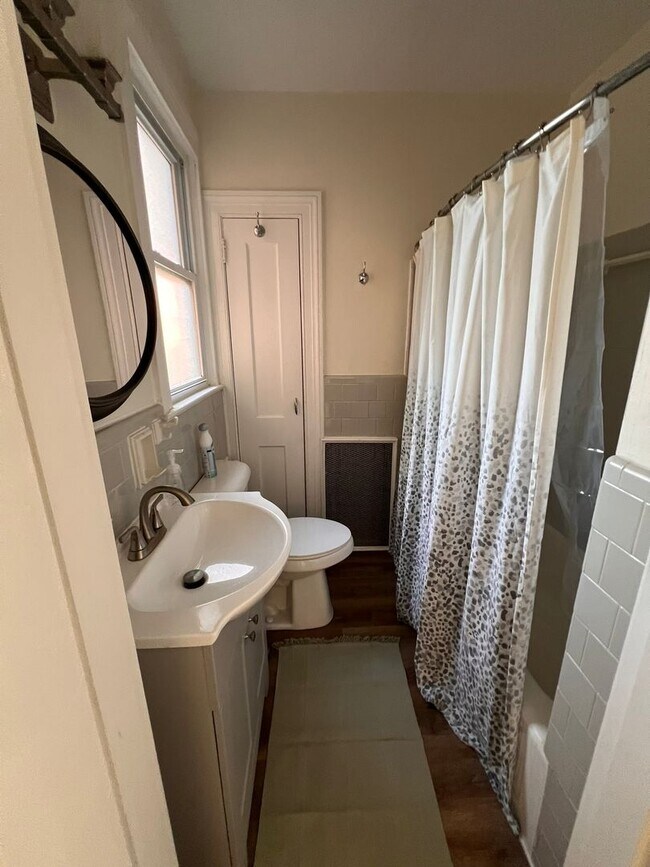 Building Photo - 151/153 Virginia Ave