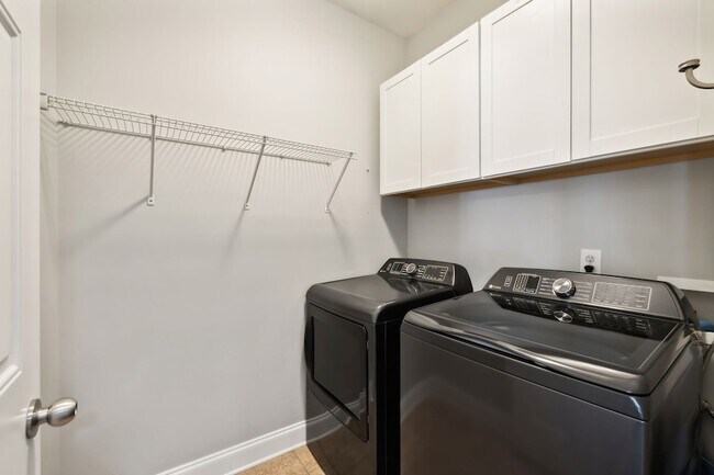 Building Photo - 524 Pennystone Dr
