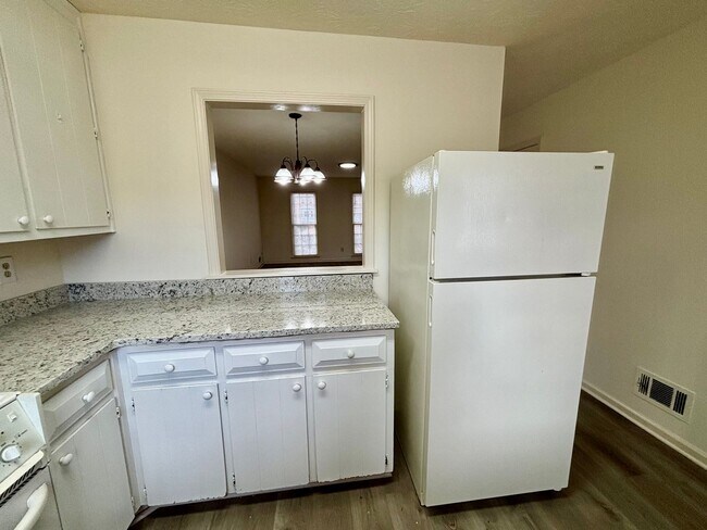 Building Photo - 5296 Weyden Trail