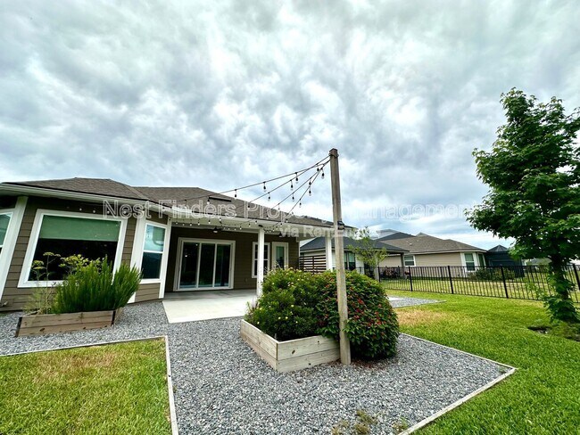Building Photo - 11176 Engineering Way