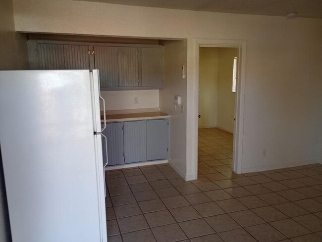 Building Photo - 1 bedroom in Eloy AZ 85131