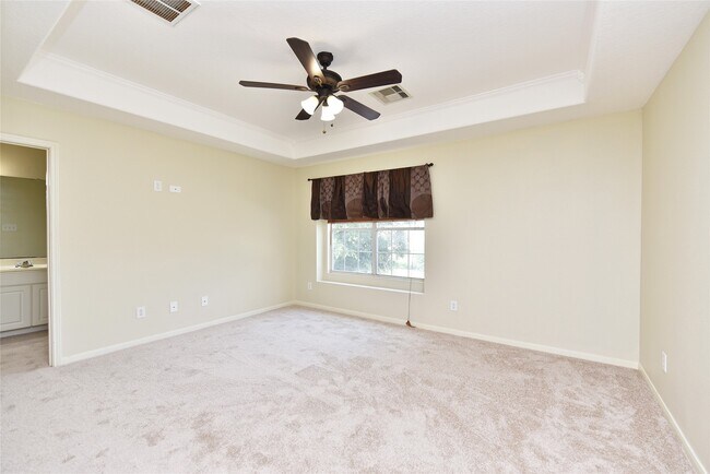 Building Photo - 29631 Turnbury Village Dr