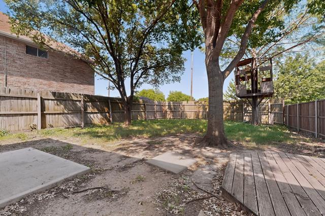 Building Photo - 2302 Dana Dr