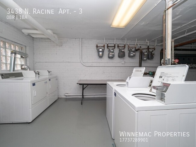 Building Photo - 3438 N Racine Ave