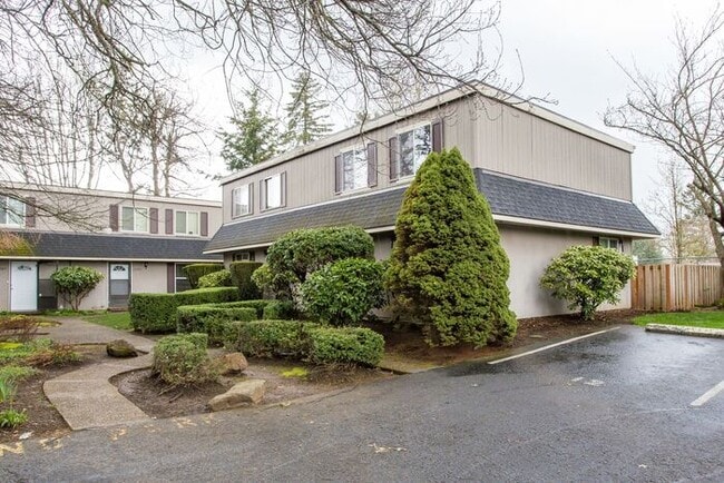 Building Photo - Completely remodeled with Washer/Dryer in ...