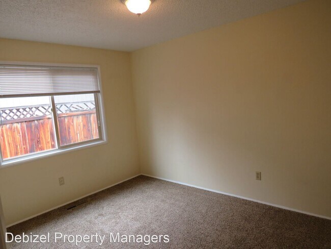 Building Photo - 5 br, 3 bath House - 3234 Jack Burke Lane