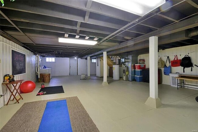 Building Photo - Fantastic 2bd/1ba home! Let yourself in!