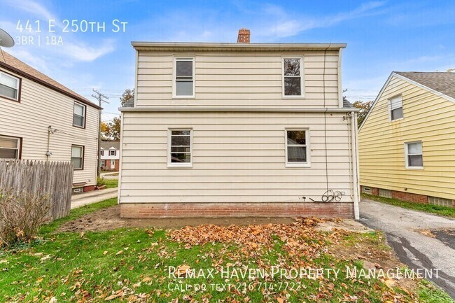 Building Photo - 441 E 250th St