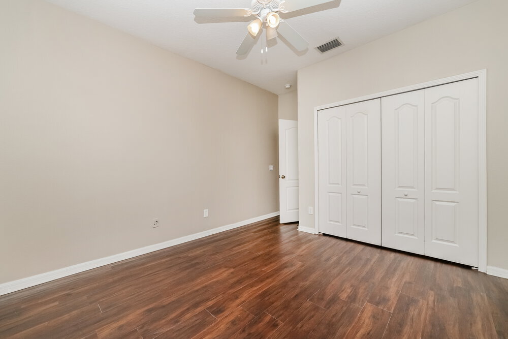 Building Photo - 6816 Surrey Oak Dr