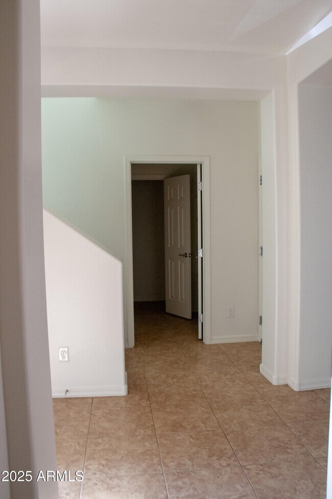Building Photo - 2138 Scully Dr
