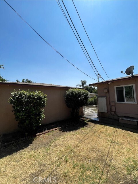 Building Photo - 8602 Tilden Ave
