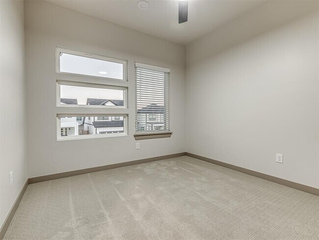 Building Photo - 2548 NW 131st St