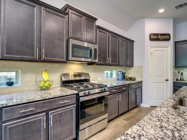 Building Photo - 2125 Sauterne Dr