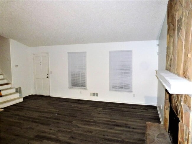Building Photo - 382 Cross Creek Pl