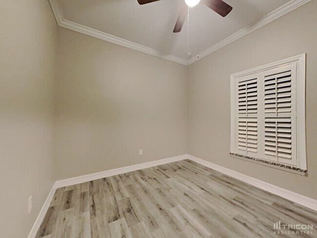 Building Photo - 175 Eppinger Dr