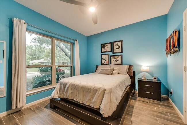 Building Photo - 6931 Echo Bluff Dr