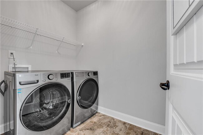 Building Photo - 304 Red Cap Cir