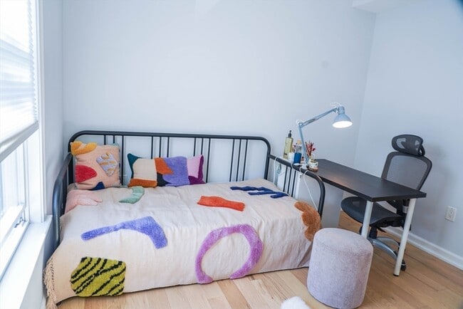 Building Photo - 135 Second St