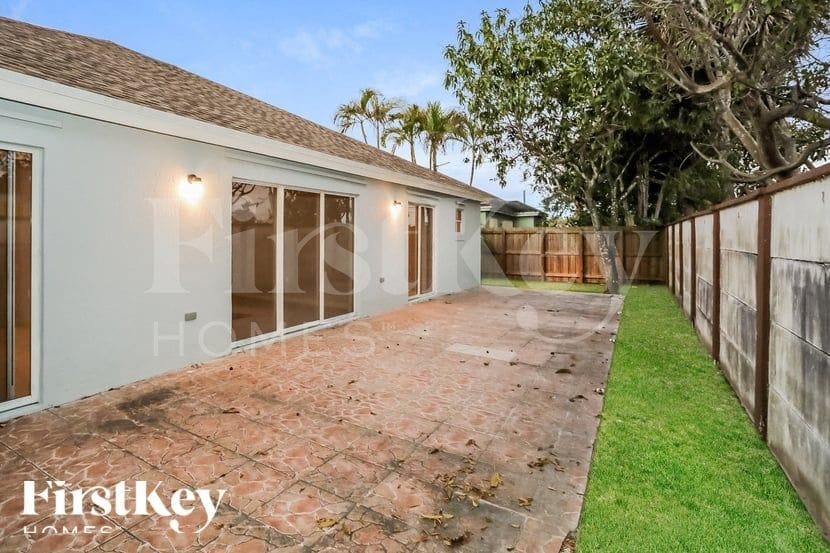 Building Photo - 13710 SW 181st Terrace