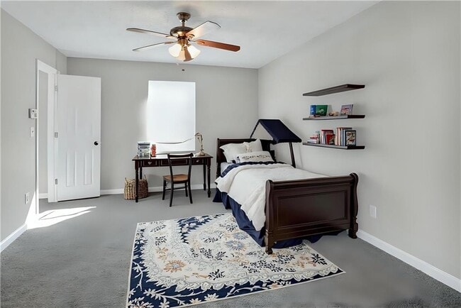 Building Photo - 5822 Cedar Croft Ln