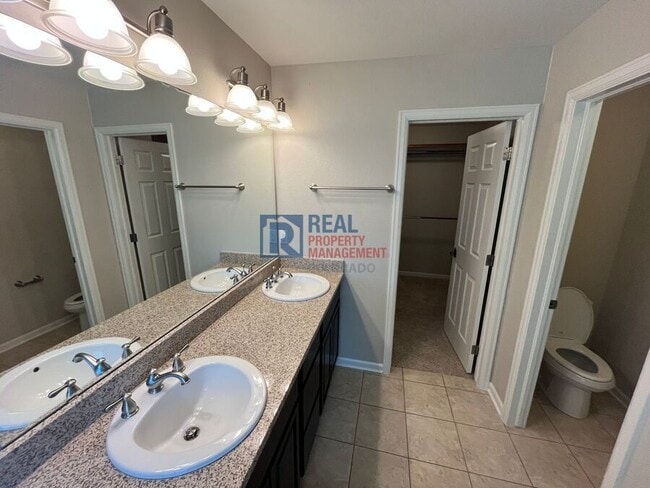 Building Photo - 572 Gallegos Cir