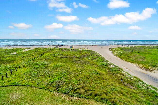 Building Photo - 23401 Termini-San Luis Pass Rd