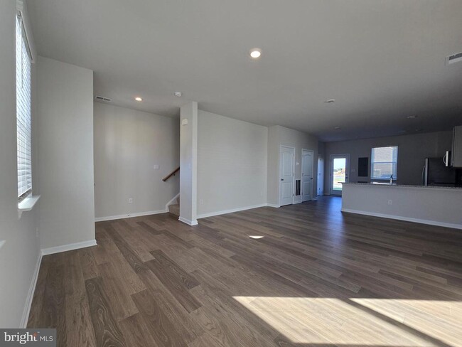 Building Photo - 10935 Farmerfield St