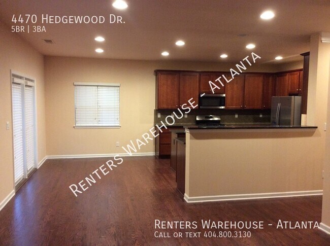 Building Photo - Spacious and Updated Home in Cumming
