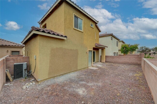 Building Photo - 3625 Terneza Ave