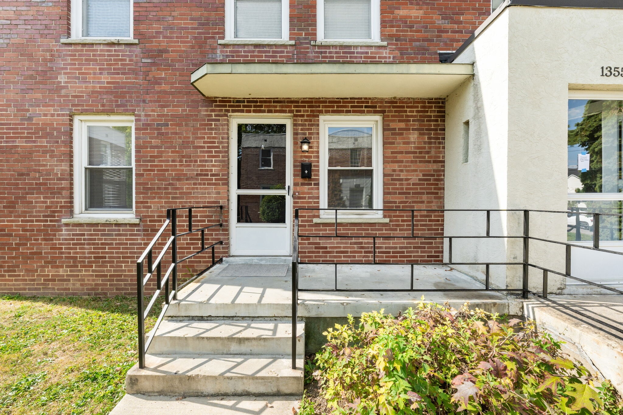 Building Photo - 1355 Ida Ave